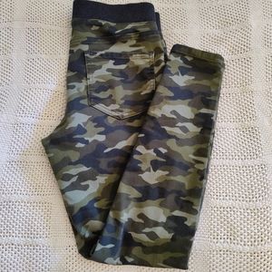 No Boundaries camouflage size M